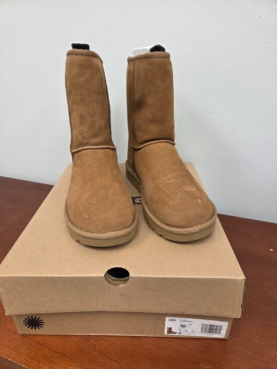 UGG Shoes - UGG Classic Short II Women's Size 10 New in Box with damage